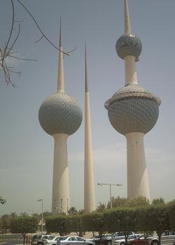 Kuwait_Wassertuerme